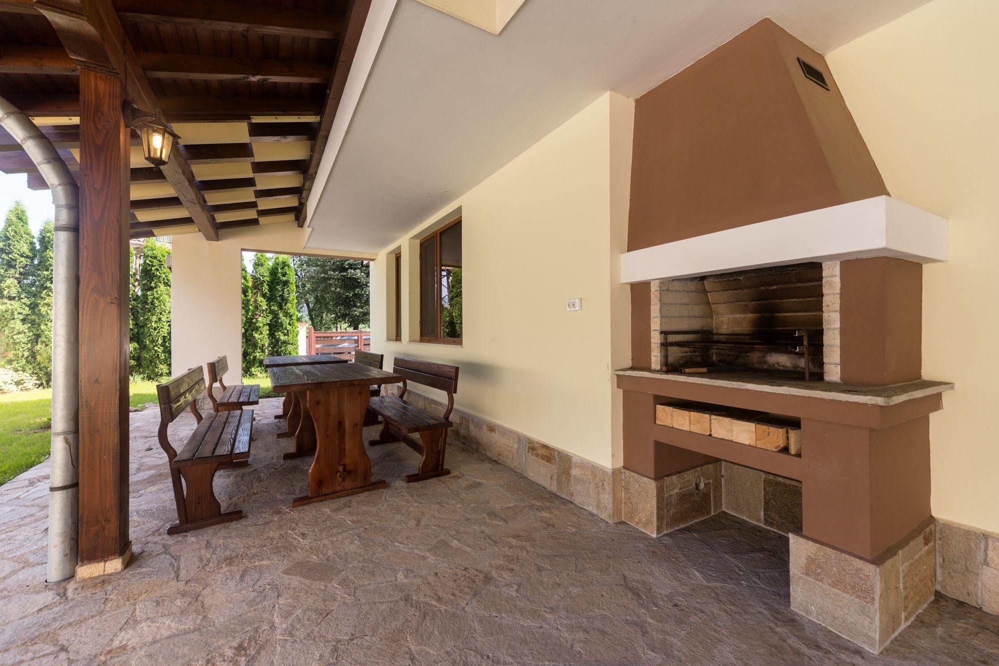 Guest House Vitora Ribaritsa Екстер'єр фото